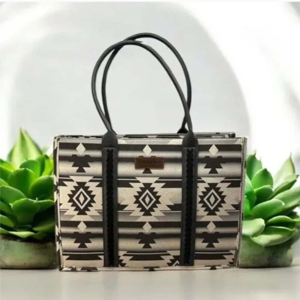 Wrangler Large Zip Top Tote Bag